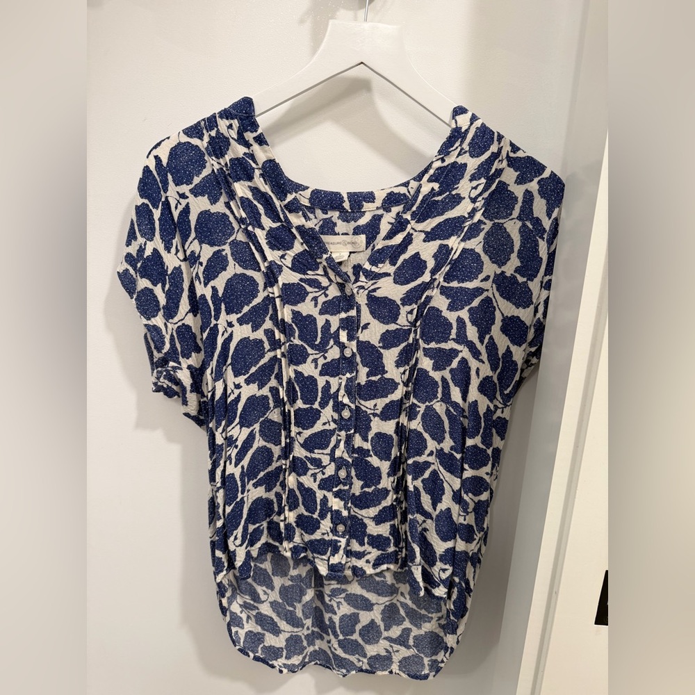 Treasure & Bond Navy and Cream Leaf Print Blouse
